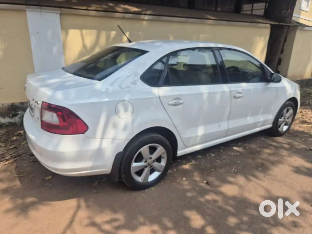Skoda Rapid 1.5 Tdi 2016 Diesel Mt Style
