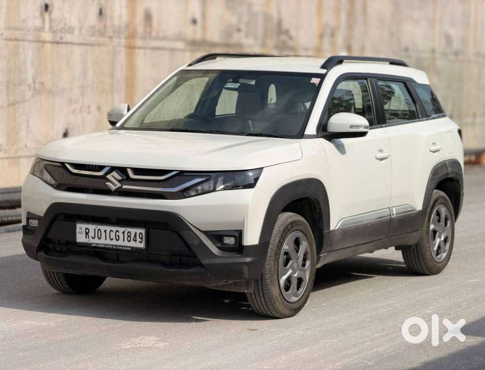 Maruti Suzuki Brezza 1.5 Lxi Smart Hybrid, 2025, Petrol