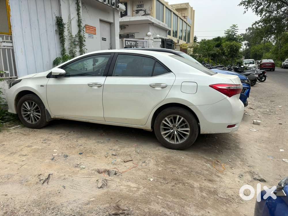 Toyota Corolla Altis 2014