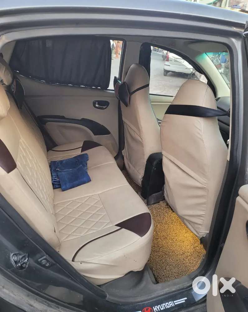 Selling I10 Sportz Automatic With 2030 Passing