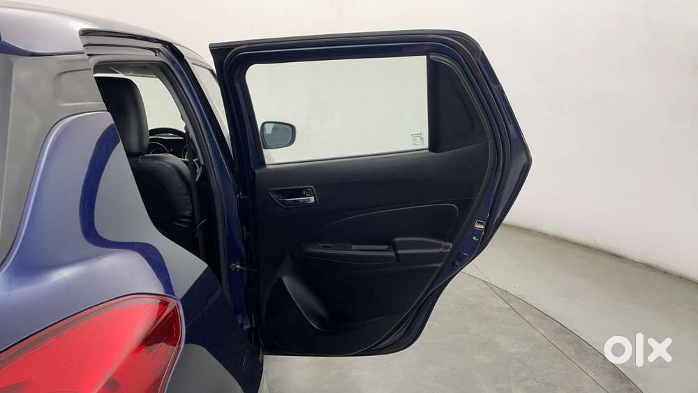 Maruti Suzuki Swift 1.3 Zxi, 2021, Petrol
