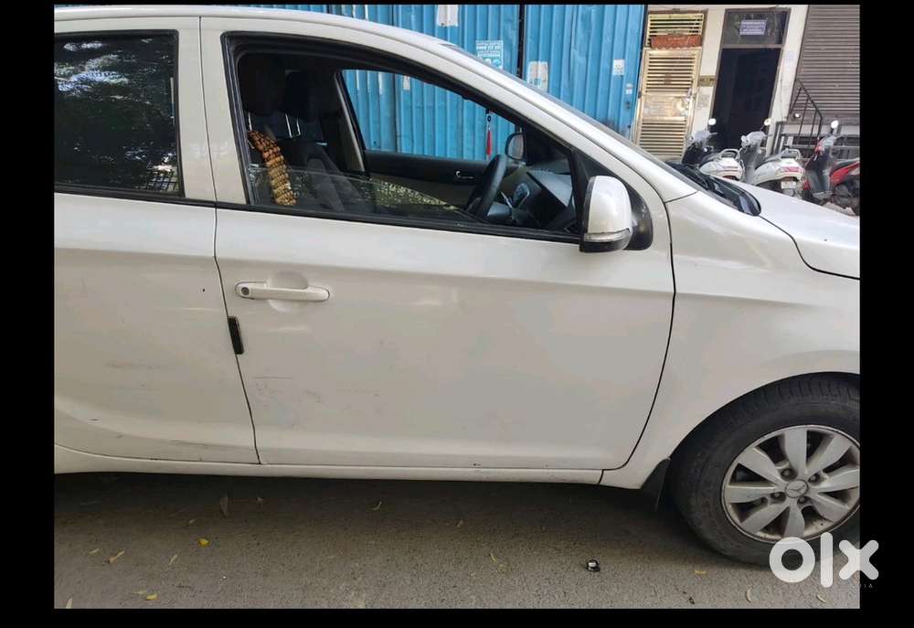 Hyundai I20 Sportz 2013