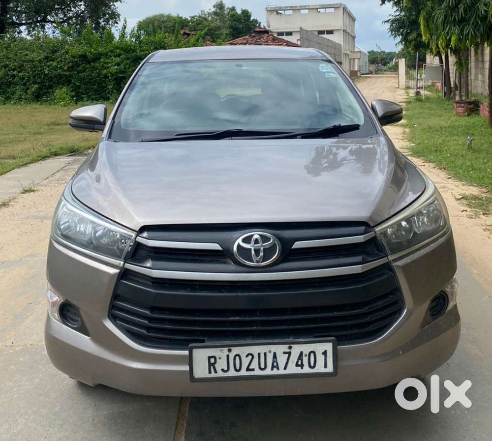 Toyota Innova Crysta 2.4 G Mt, 2017, Diesel