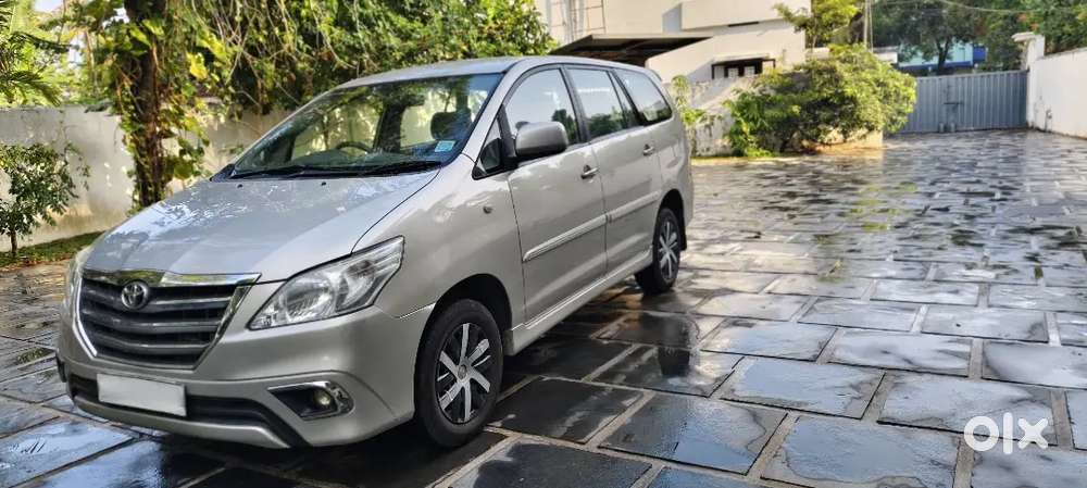 Toyota Innova 2013 Diesel Well Maintained