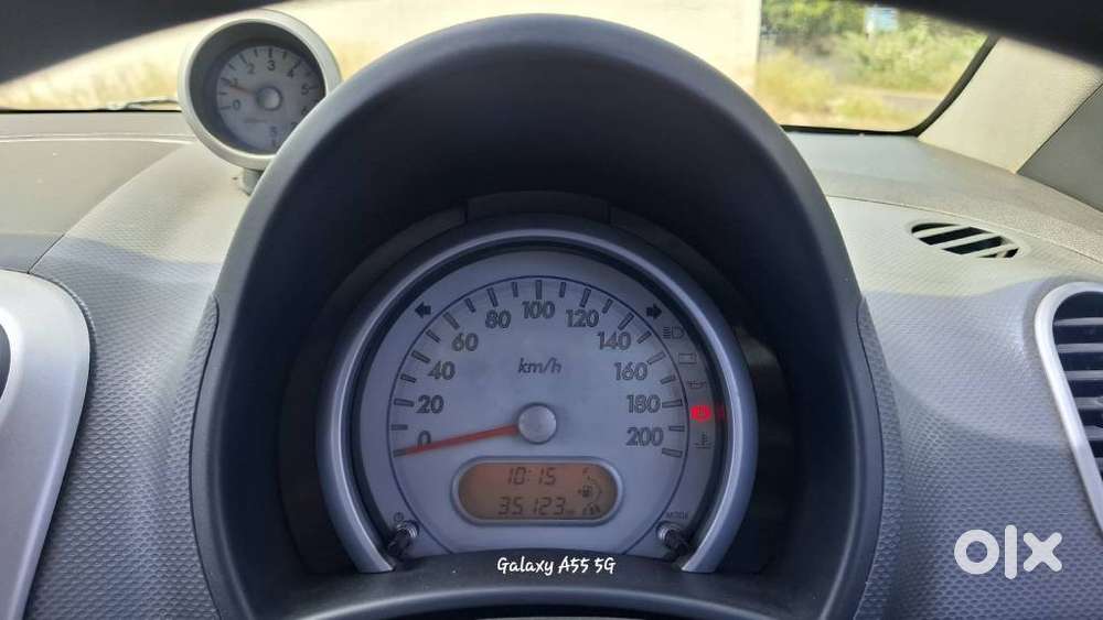 Maruti Suzuki Ritz Vxi, 2009, Petrol