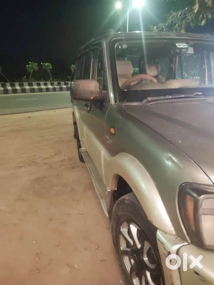 Mahindra Scorpio Classic 2012 Diesel 100000 Km Driven