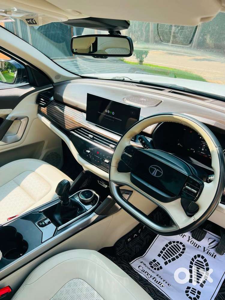Tata Safari Accomplished Plus 6 Str Dual Tone, 2023, Diesel