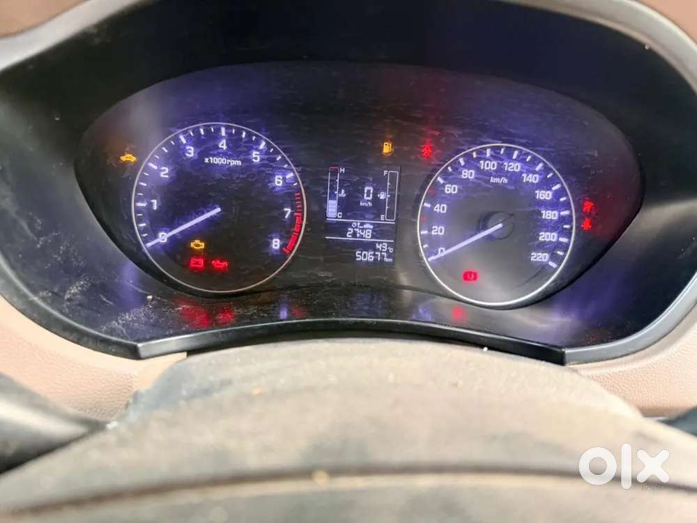 Hyundai I20 Sports Petrol Manual 50000 Km Run Silver Color.