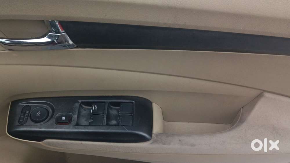 Honda City V Mt, 2013, Petrol