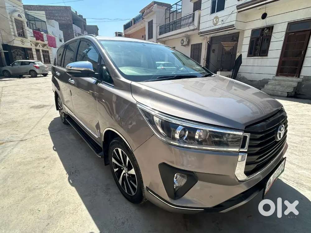Toyota Innova Crysta 2022