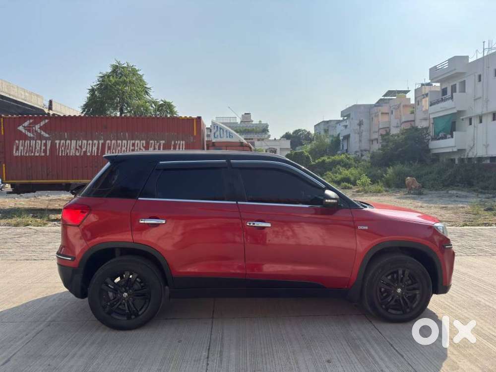 Maruti Suzuki Brezza Zdi+ Dual Tone, 2018, Diesel