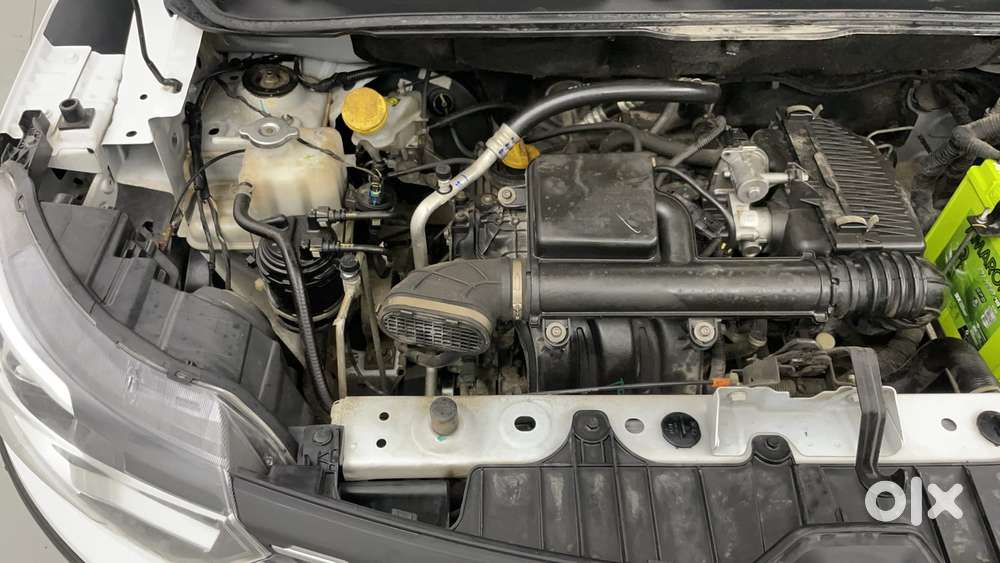 Renault Triber Rxz, 2022, Petrol