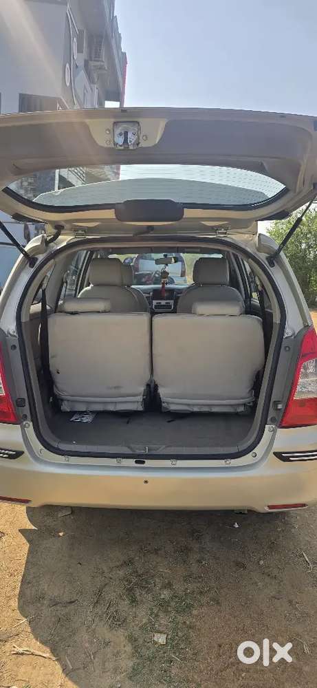 Toyota Innova 2015 Diesel Well Maintained