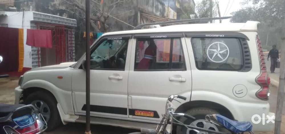 Mahindra Scorpio Classic 2011 Diesel Classic