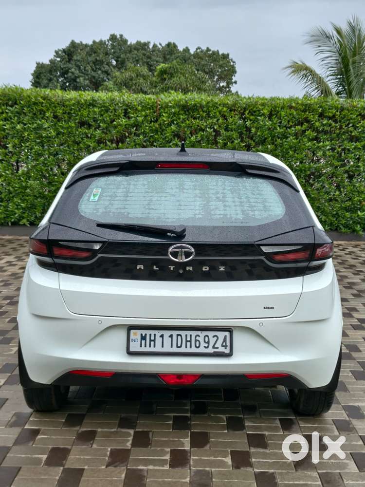 Tata Altroz 1.2 Xz Plus Dark Edition, 2023, Petrol