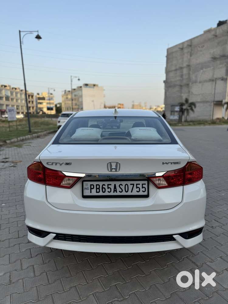 Honda City I-vtec V, 2018, Petrol