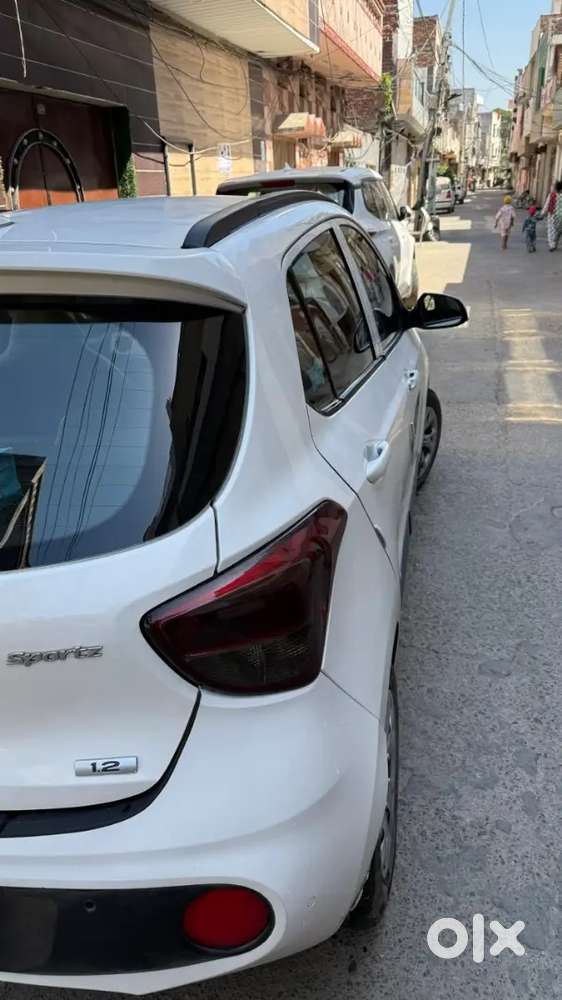 Grand I10 Sportz 2019 Model 35000km Petrol White Color
