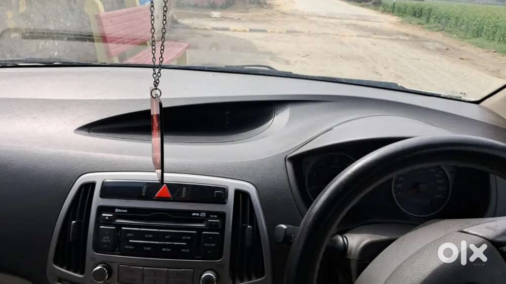 Hyundai I20 Sportz 2012