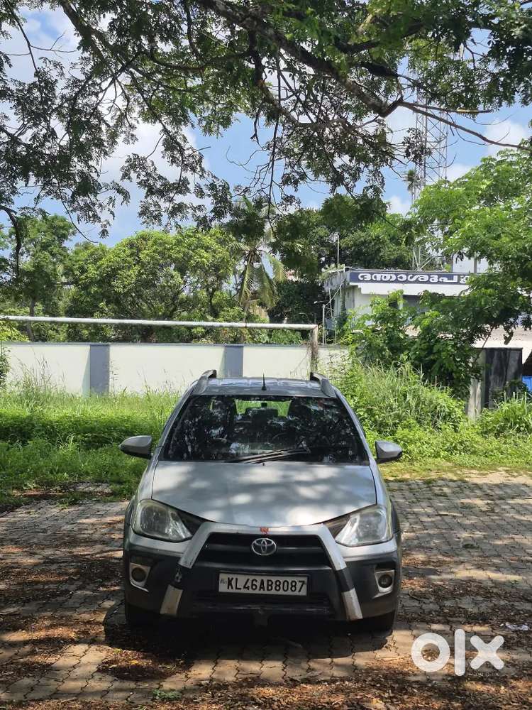 Toyota Etios Cross 2017