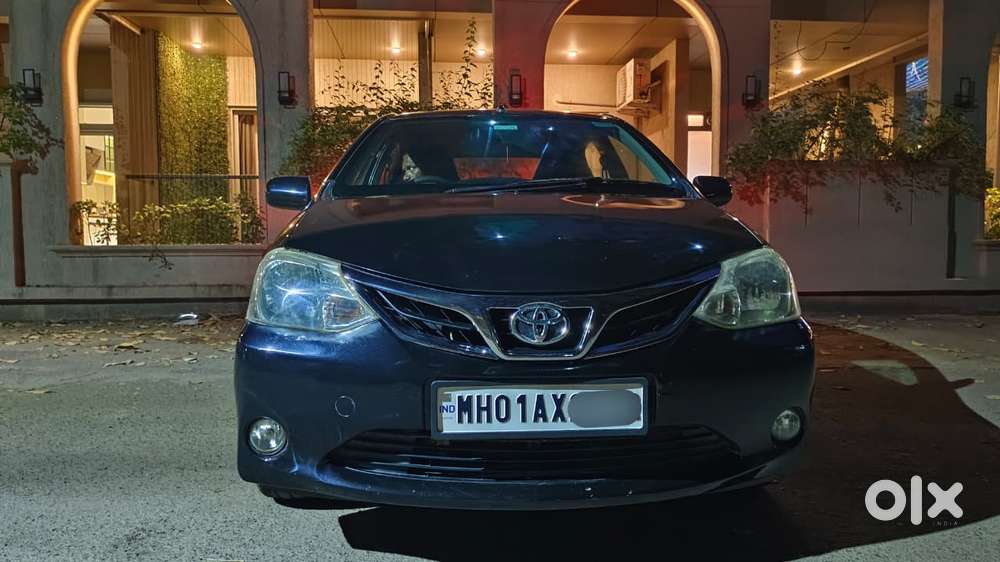 Toyota Etios V, 2011, Petrol