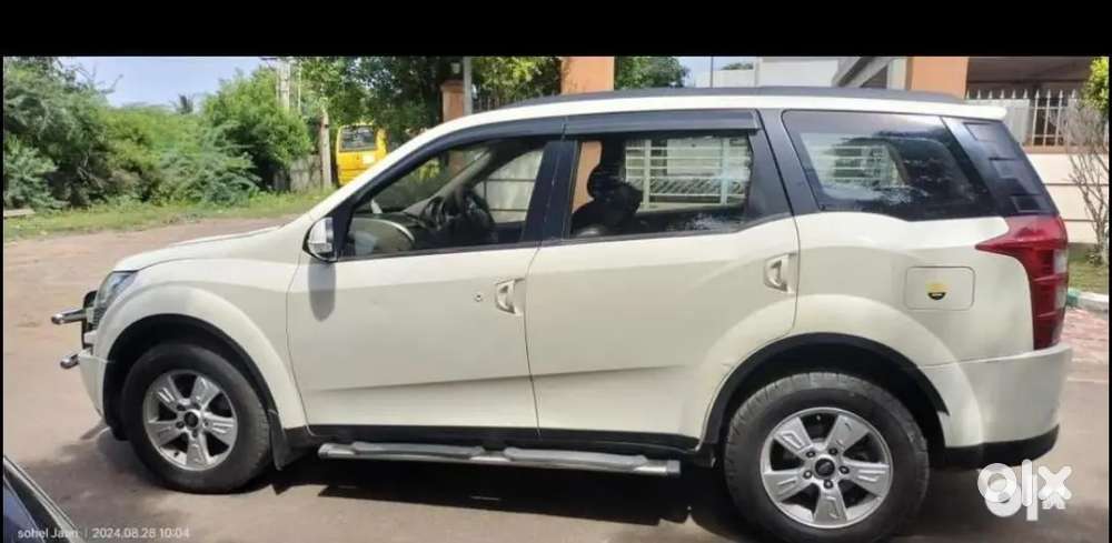 Mahindra Xuv500 2.2 W8 2014