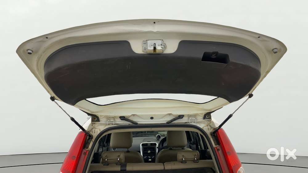 Maruti Suzuki Ritz Vxi, 2014, Petrol