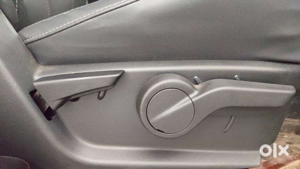 Mahindra Thar Lx Hard Top Petrol At Rwd, 2023, Petrol