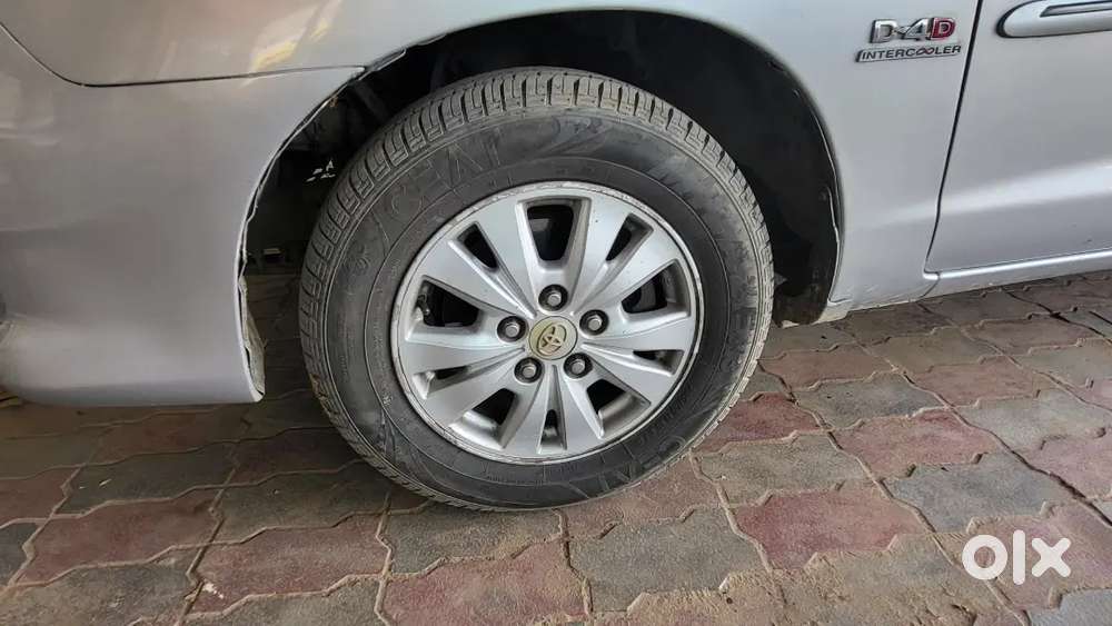 Toyota Innova 2.5 Diesel Manual 2010