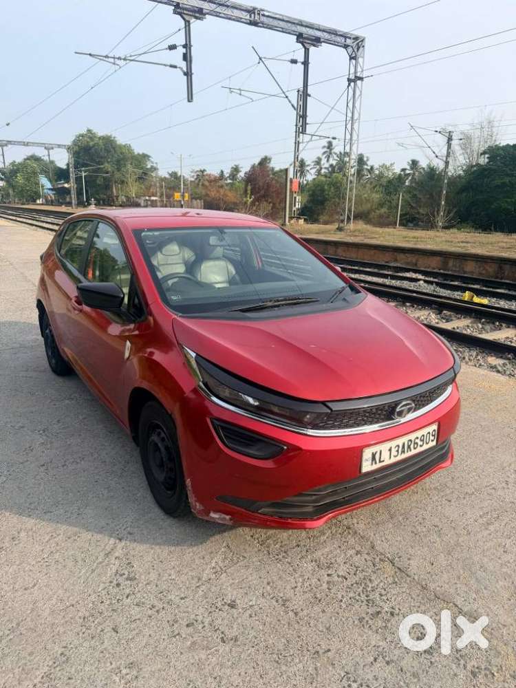 Tata Altroz 1.2 Xe, 2020, Petrol