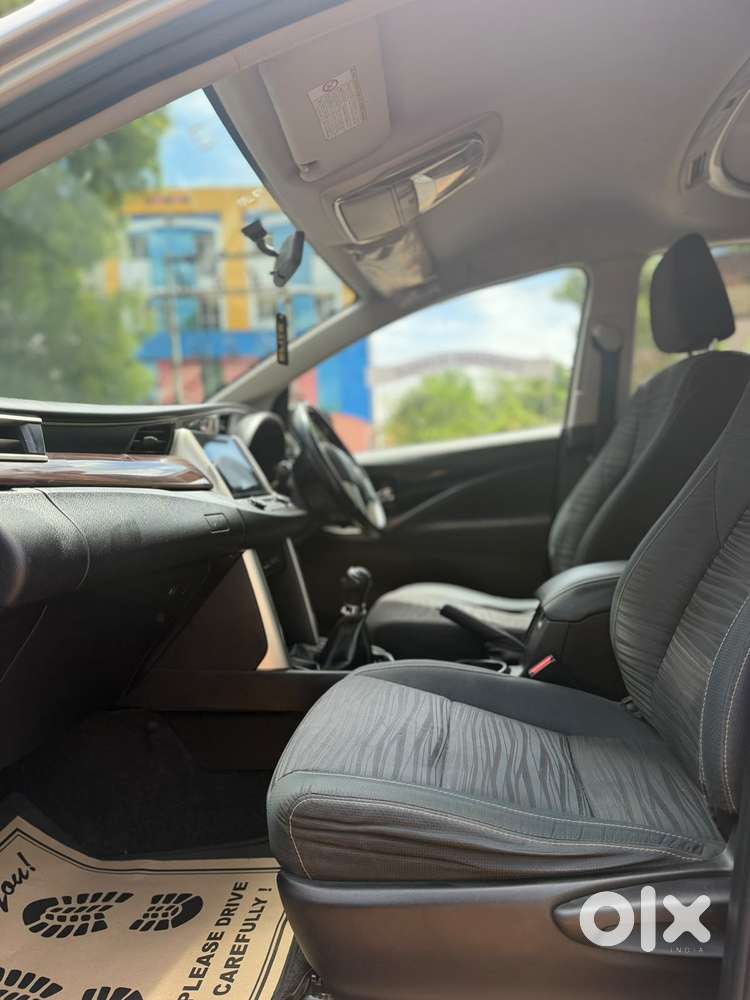 Toyota Innova Crysta 2.4 V 7 Str, 2016, Diesel
