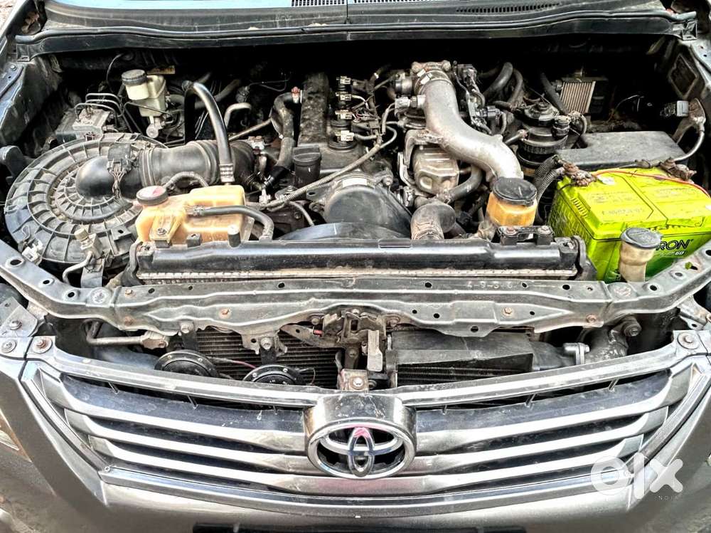 Toyota Innova 2.5 G (diesel) 8 Seater, 2012, Diesel