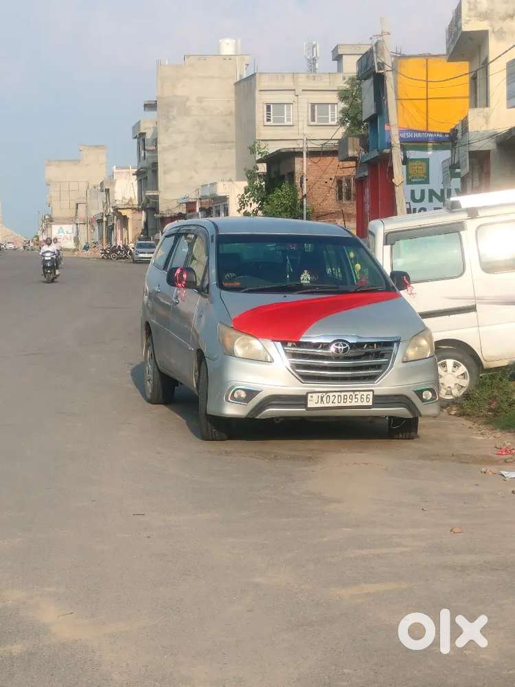 Toyota Innova 2011 Diesel Manual Well Maintained Car