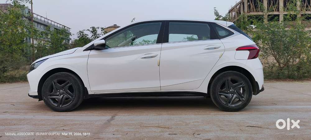 Hyundai I20 Sportz 1.2 Vtvt, 2022, Petrol