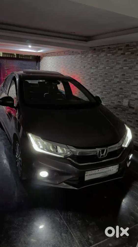 Honda City Zx Cvt 2018  Top Model  Excellent Condition  Urgent Sale