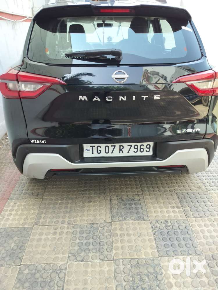 Nissan Magnite 1.0 Xv Premium Turbo Cvt, 2025, Petrol