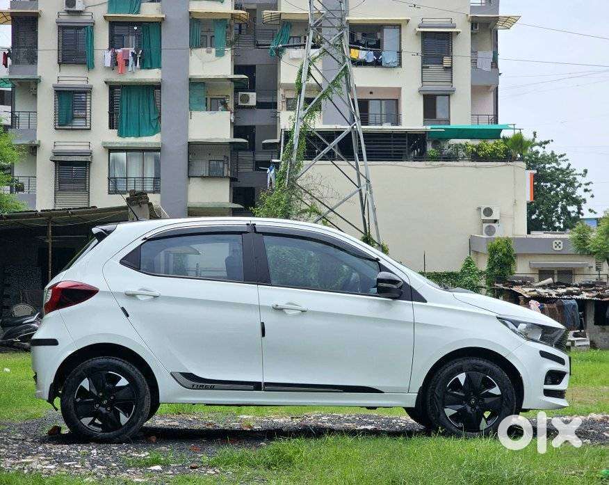 Tata Tiago Xt Icng, 2025, Cng & Hybrids