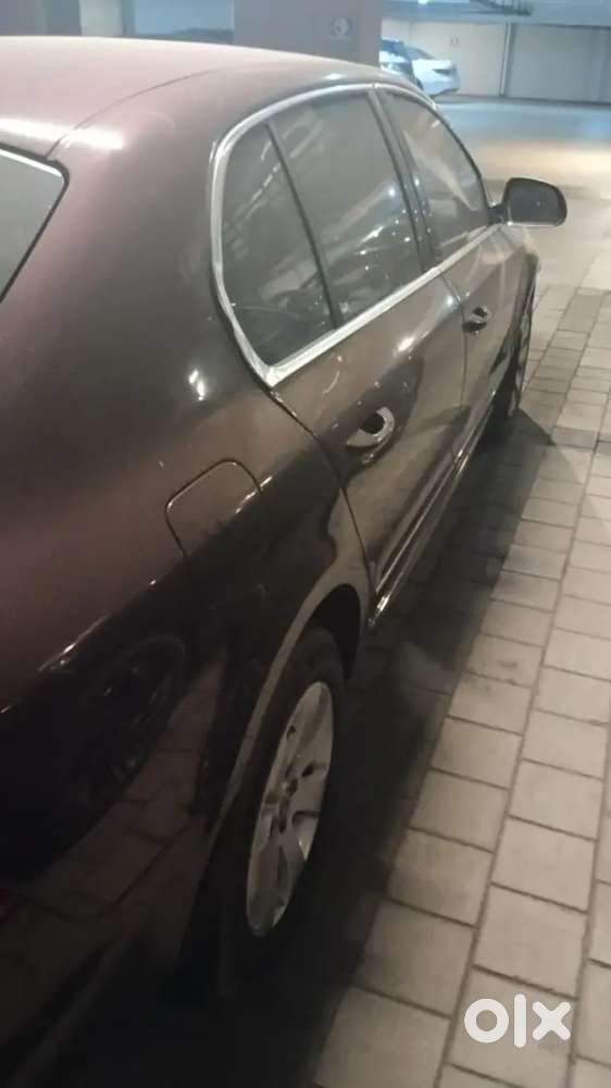 Skoda Superb 2013 Petrol Well Maintained
