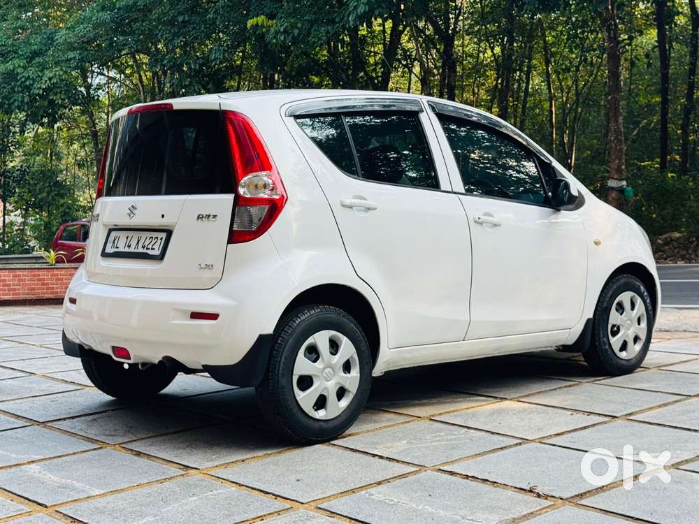 Maruti Suzuki Ritz Lxi, 2016, Petrol