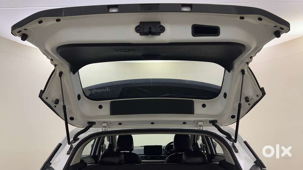 Tata Nexon Creative Plus S 1.2 Revotron Petrol 7dca, 2024, Petrol