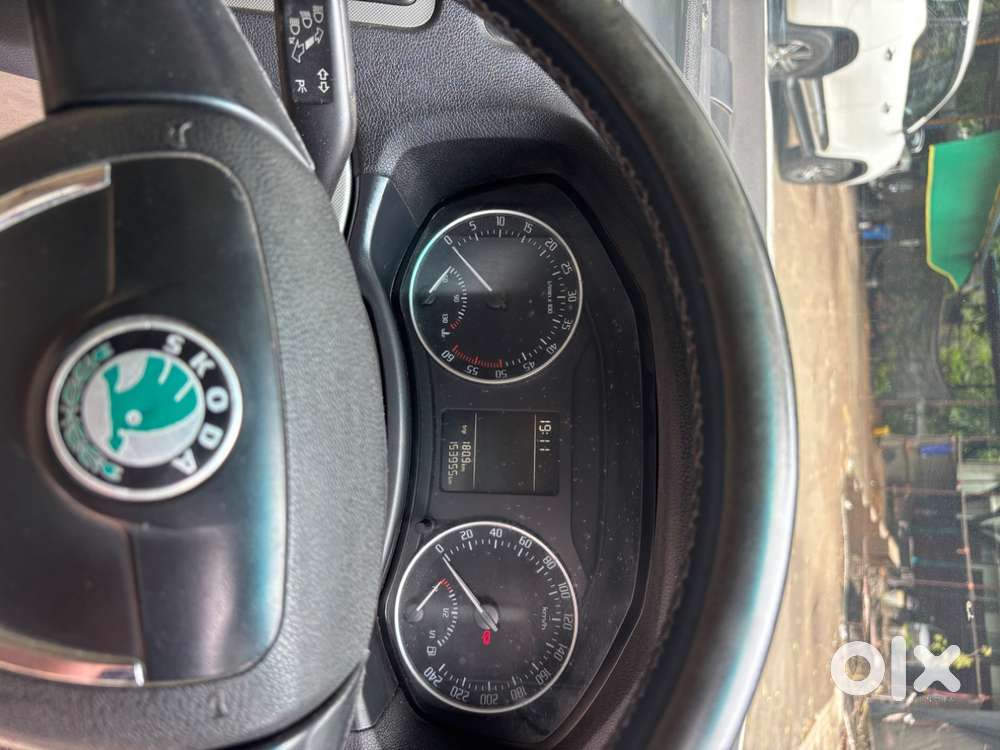 Skoda Laura 2011 Diesel 154990 Km Driven