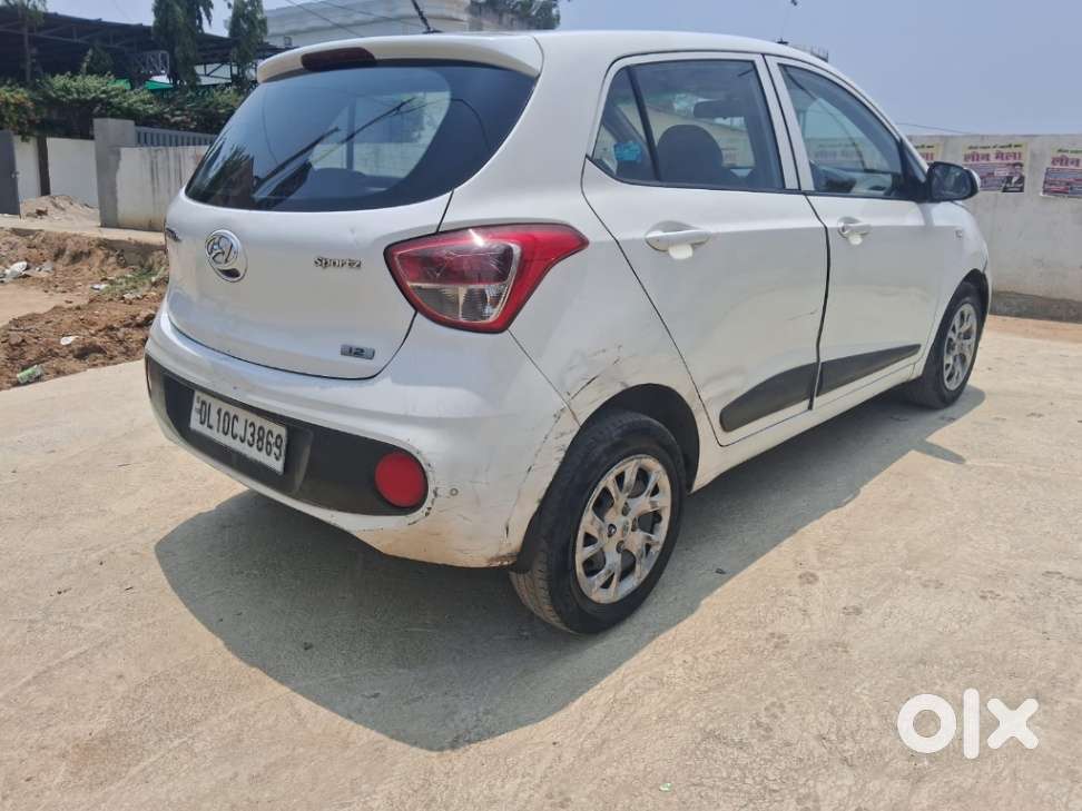 Hyundai Grand I10 2016-2017 Sportz, 2017, Petrol