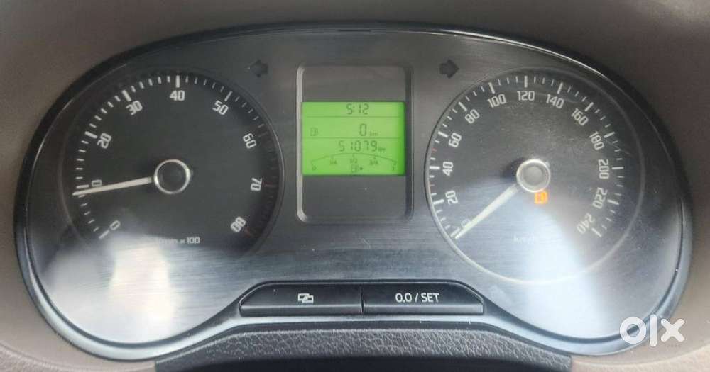 Skoda Rapid 1.6 Mpi Elegance, 2013, Petrol