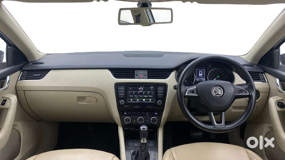 Skoda Octavia 1.8 Tsi Style Plus At, 2016, Petrol