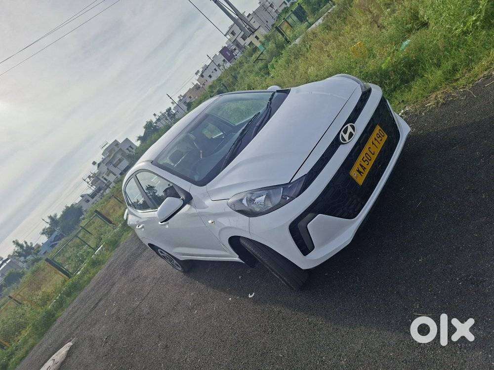 Hyundai Aura 1.2 S Cng, 2025, Cng & Hybrids