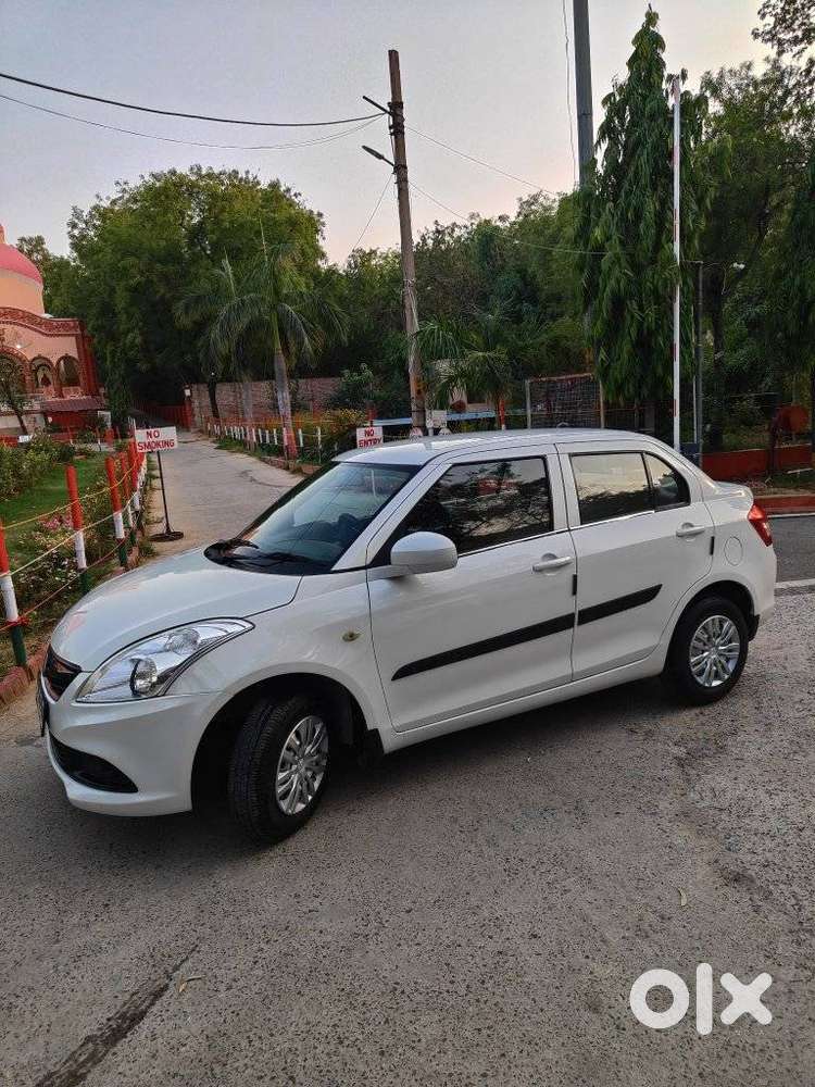 Maruti Suzuki Swift Dzire Lxi Option, 2016, Petrol