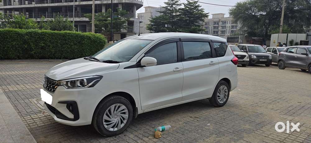 Ertiga Sept. 2024 -yellow No. Plate
