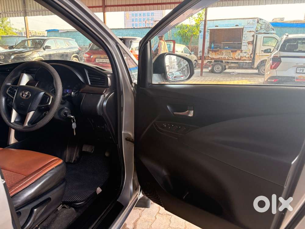 Toyota Innova Crysta 2019 Diesel Well Maintained
