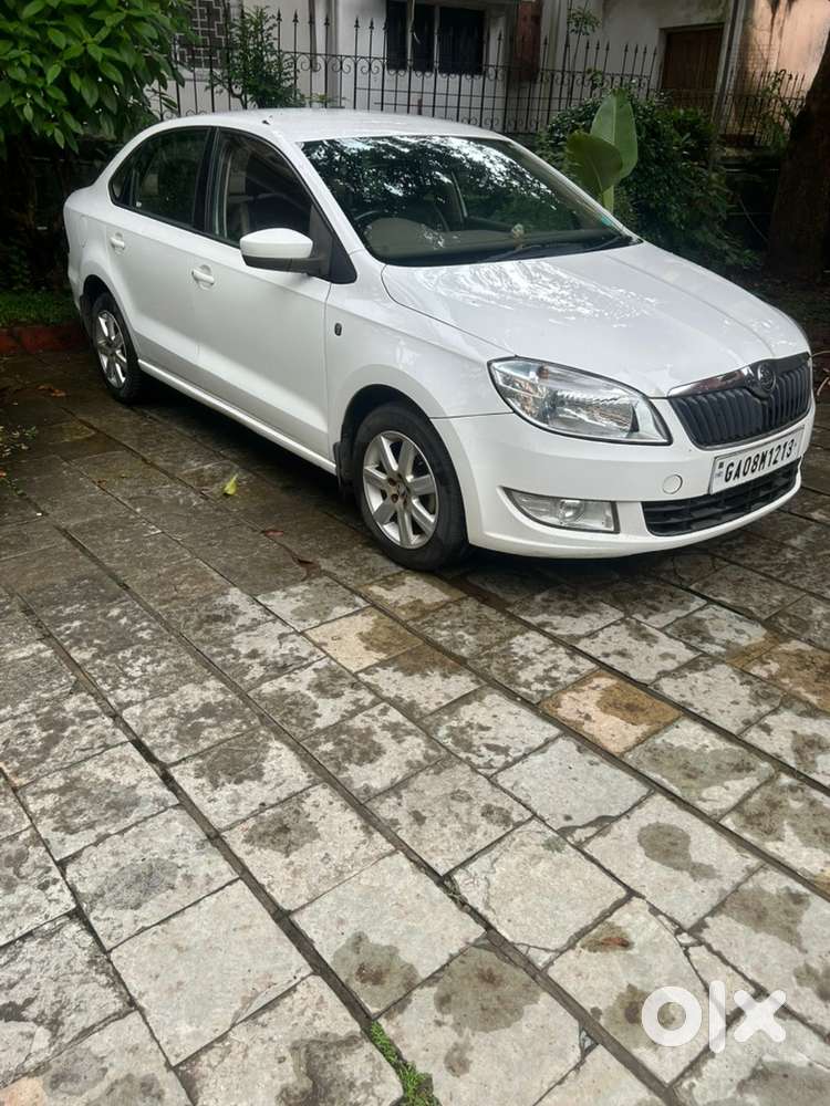 Skoda Rapid Petrol 2014