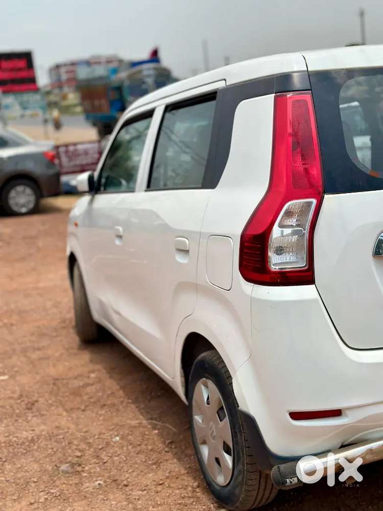 Maruti Suzuki Wagon R 2022 Petrol +cng Company Fitted