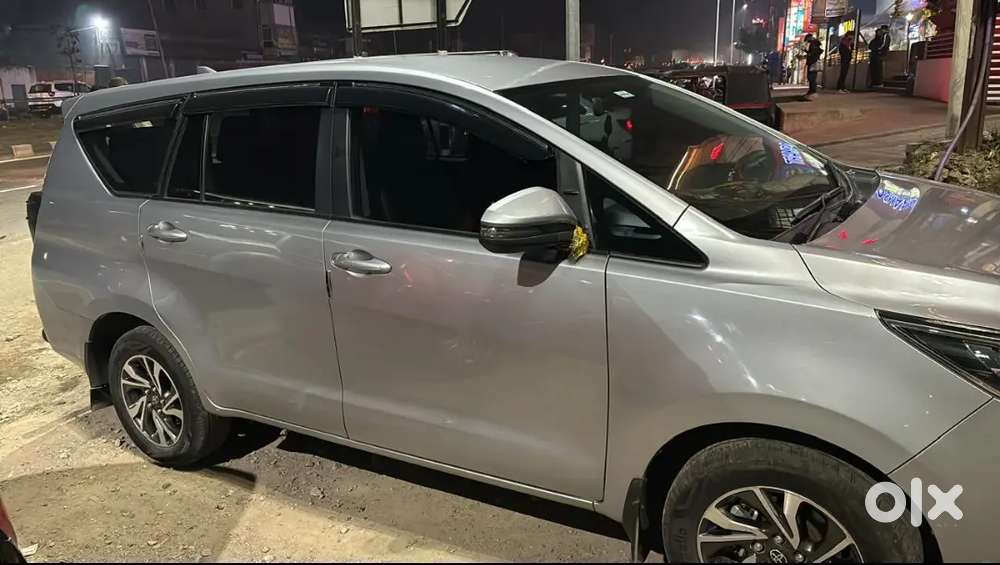 Toyota Innova Crysta 2022 Diesel 145000 Km Driven